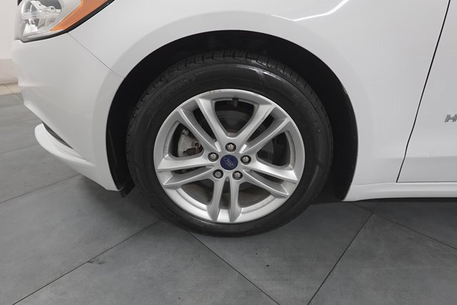 Used 2018 Ford Fusion S image 27