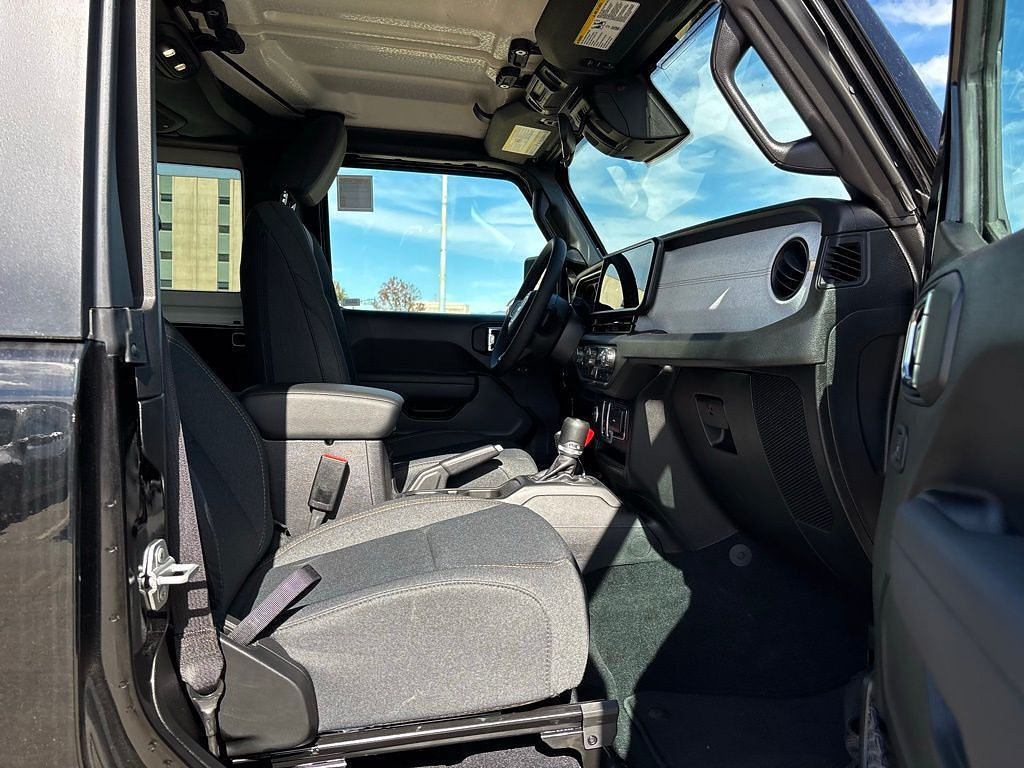 New 2026 Jeep Wrangler Sport AWD/4WD image 18