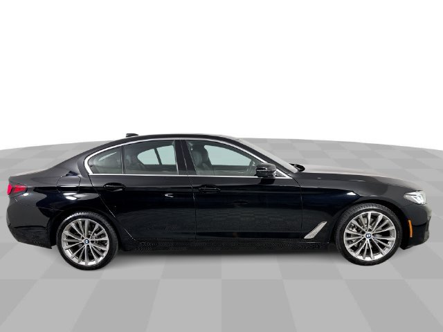 Used 2023 BMW 530i w/ Convenience Package RWD image 9