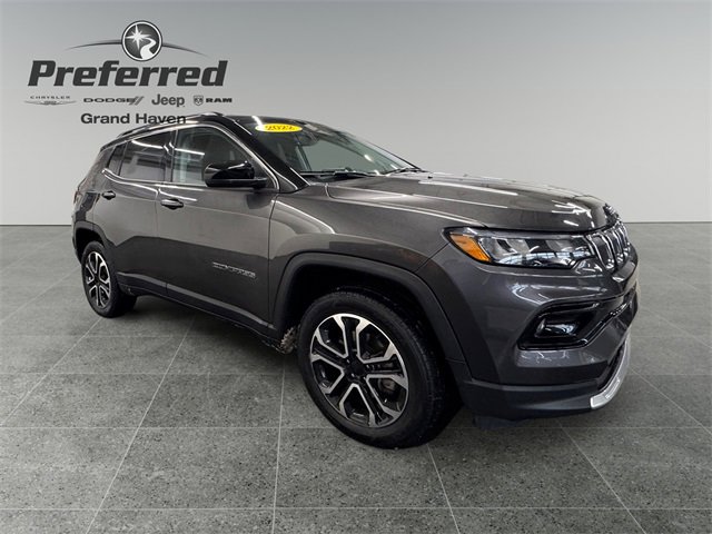 Used 2022 Jeep Compass Limited image 8