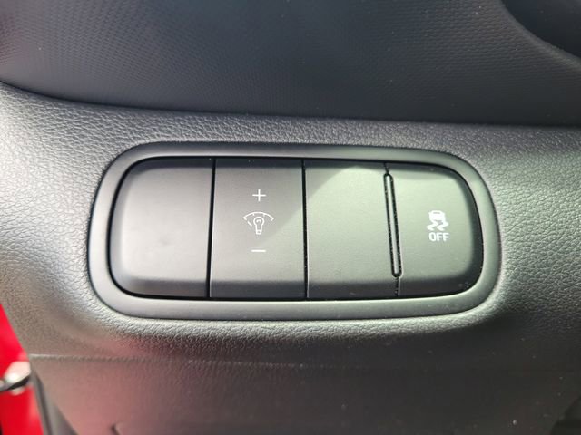 Used 2024 Hyundai Venue SEL FWD image 20