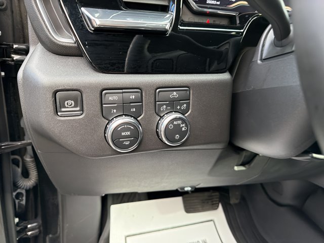 Used 2024 GMC Sierra 1500 SLE AWD/4WD image 17