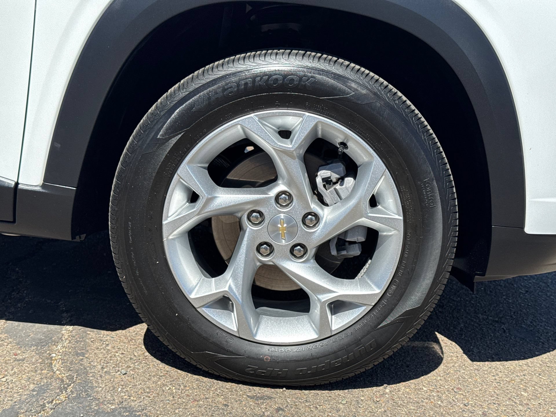 Used 2024 Chevrolet Trax LS w/ LS Convenience Package FWD image 5