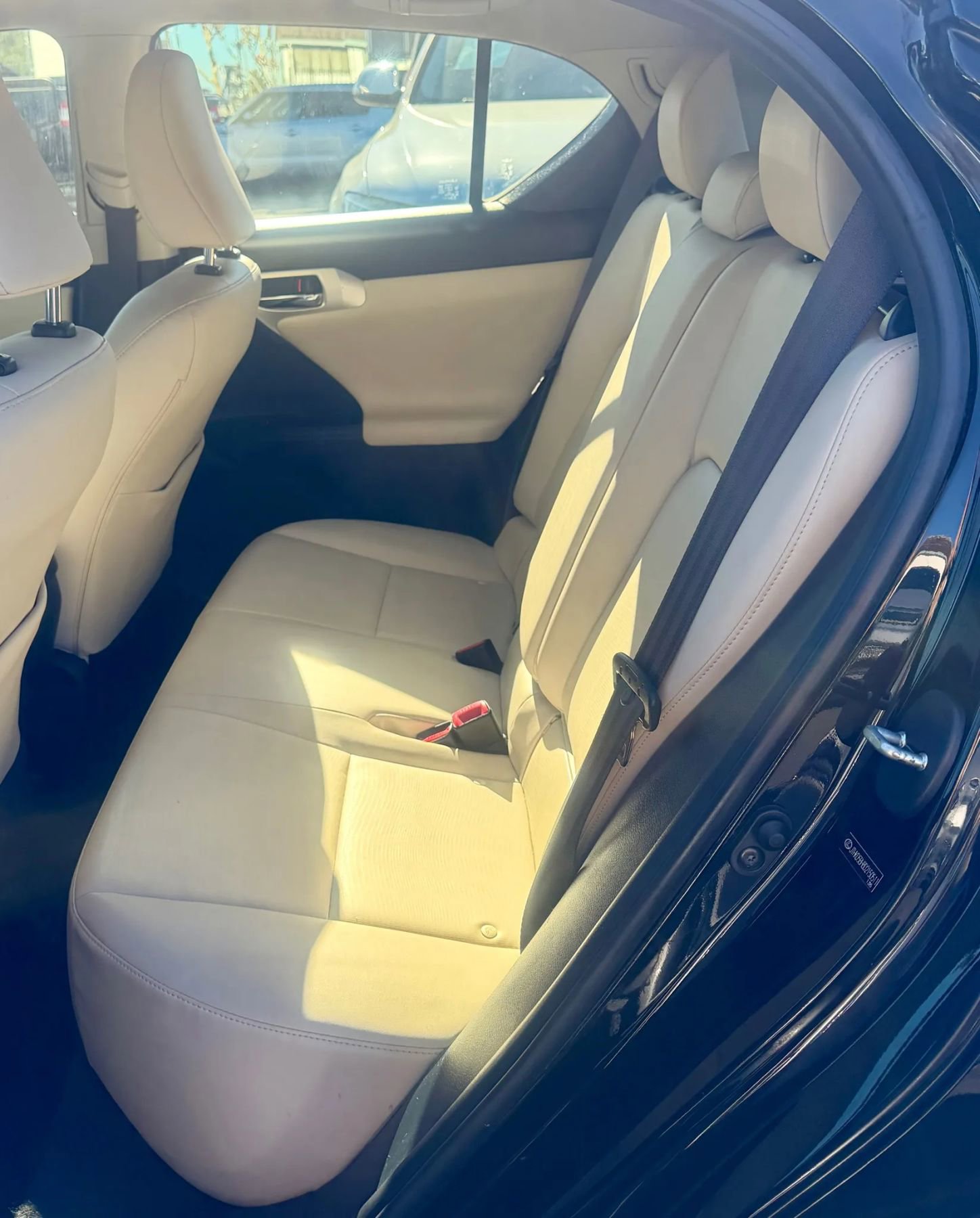 Used 2013 Lexus CT 200h image 9