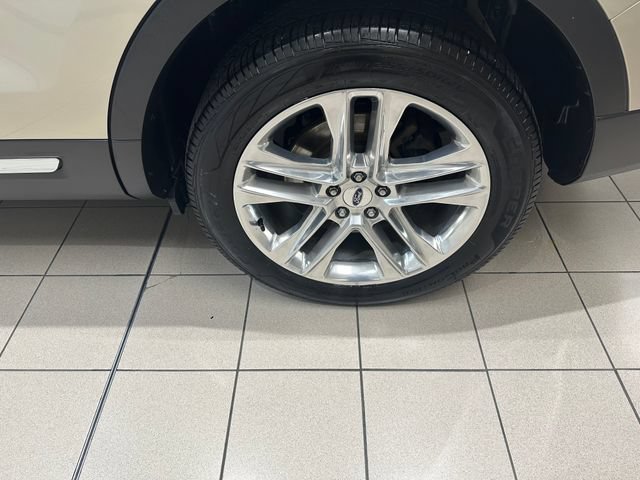 Used 2017 Ford Explorer Limited AWD/4WD image 28
