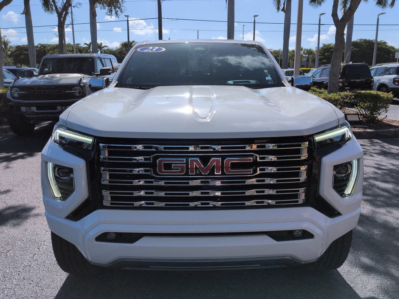 Used 2023 GMC Canyon Denali AWD/4WD image 9