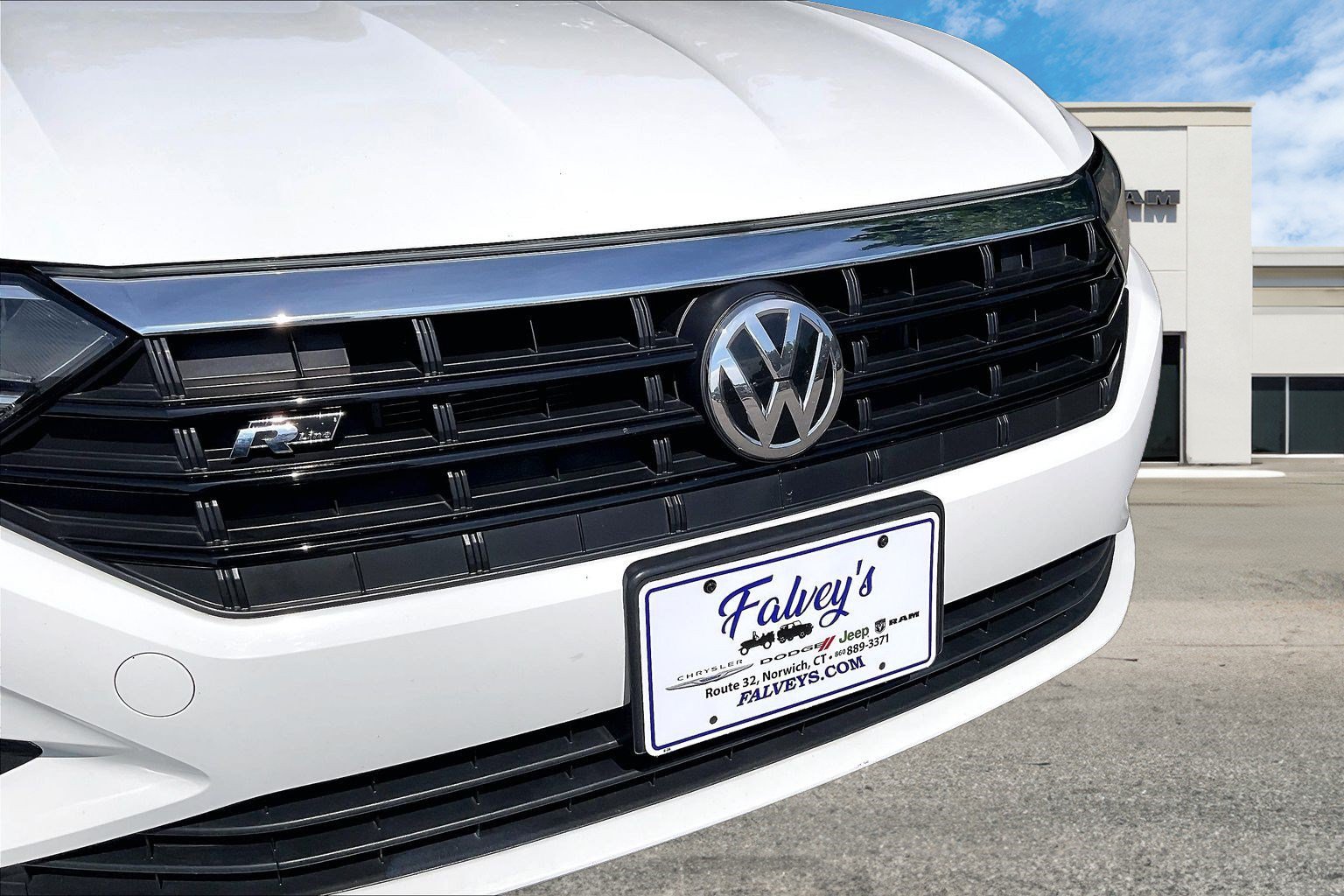 Used 2019 Volkswagen Jetta R-Line w/ R-Line Cold Weather Package FWD image 26