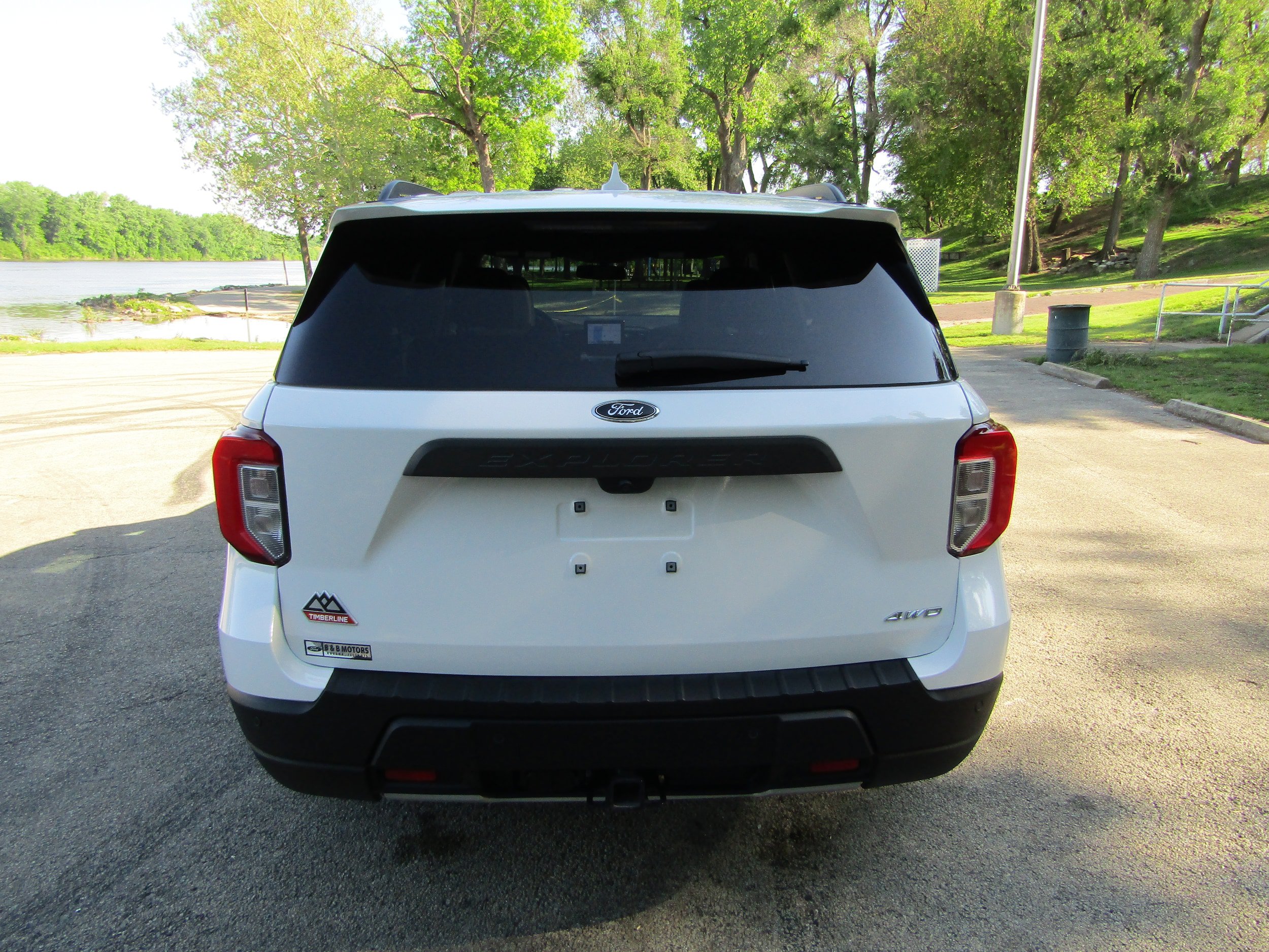 Used 2023 Ford Explorer Timberline w/ Timberline Technology Package AWD/4WD image 3