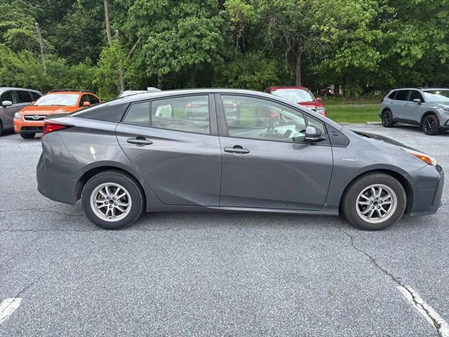 Used 2019 Toyota Prius LE FWD image 6