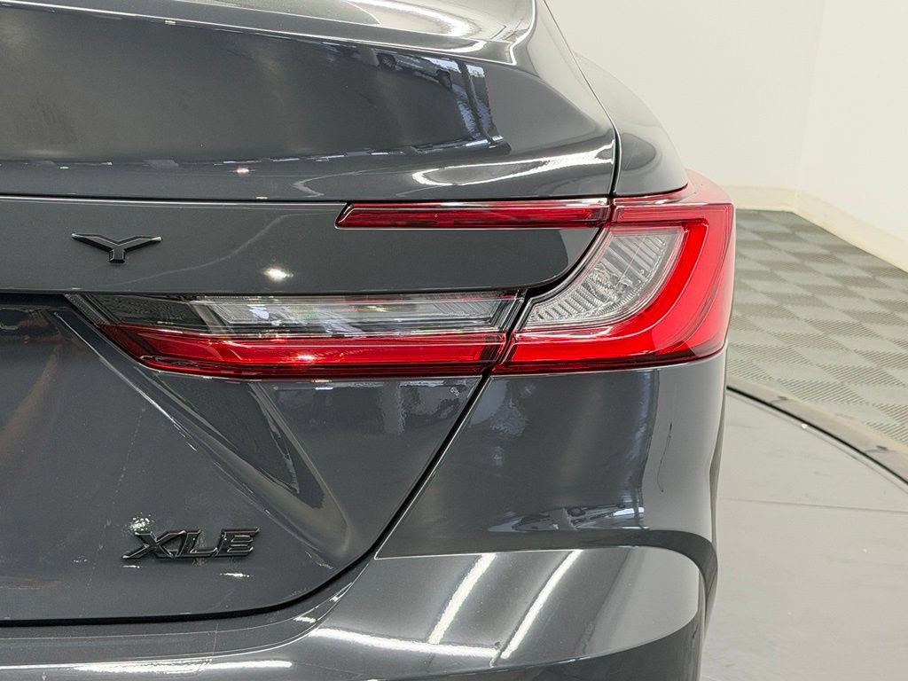 Used 2026 Toyota Camry XLE FWD image 14