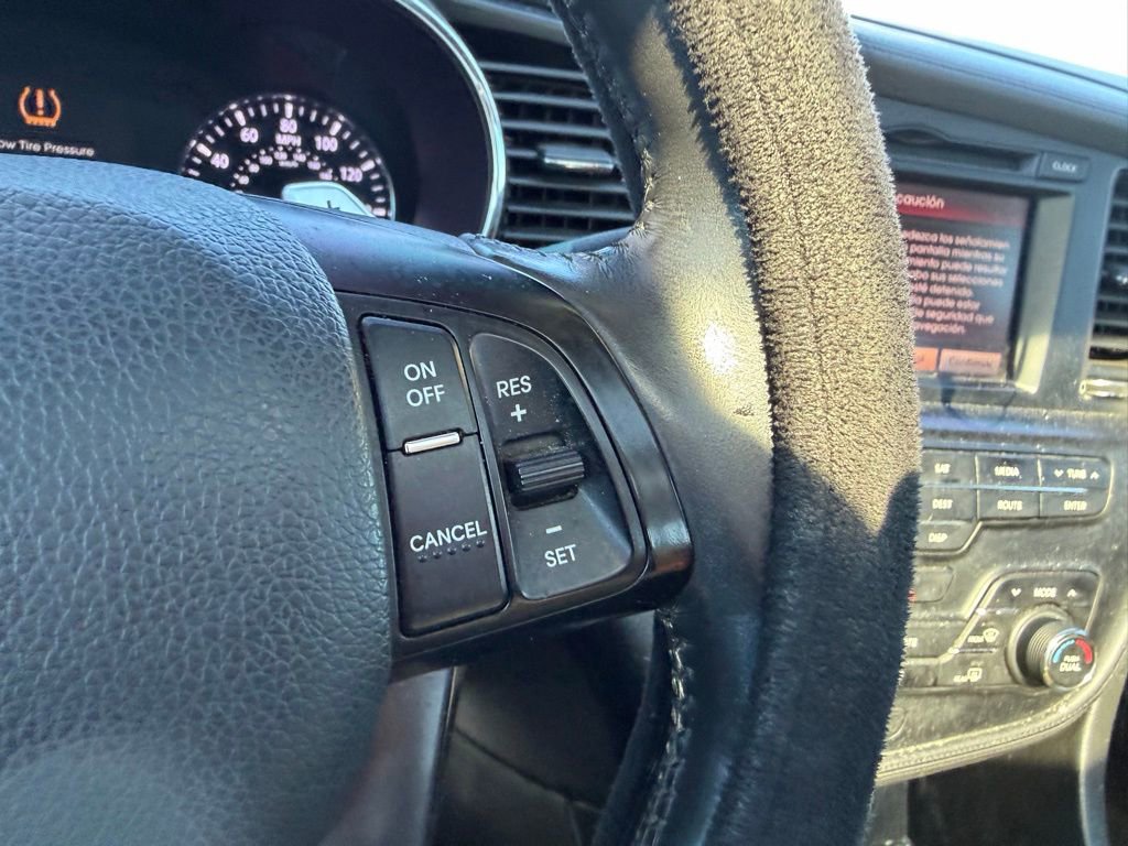 Used 2011 Kia Optima SX w/ Premium Touring Pkg image 14