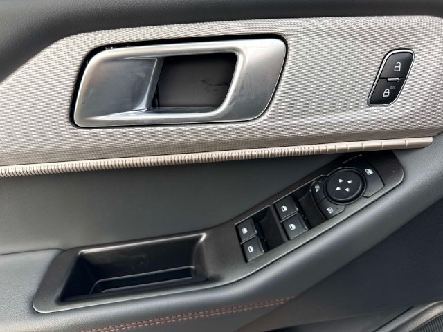 New 2027 Ford Explorer Active RWD image 21