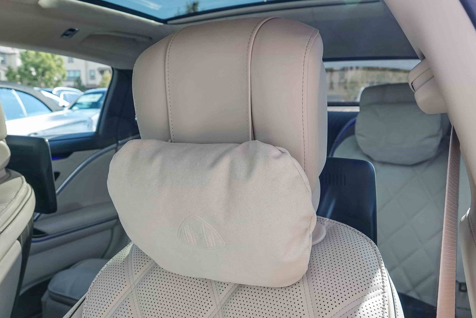 New 2026 Mercedes-Benz Maybach S 680 4MATIC image 27