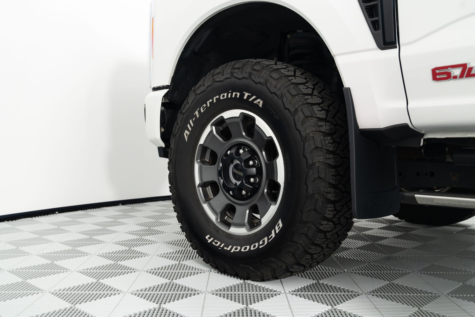 Used 2023 Ford F350 Lariat w/ Lariat Ultimate Package AWD/4WD image 44