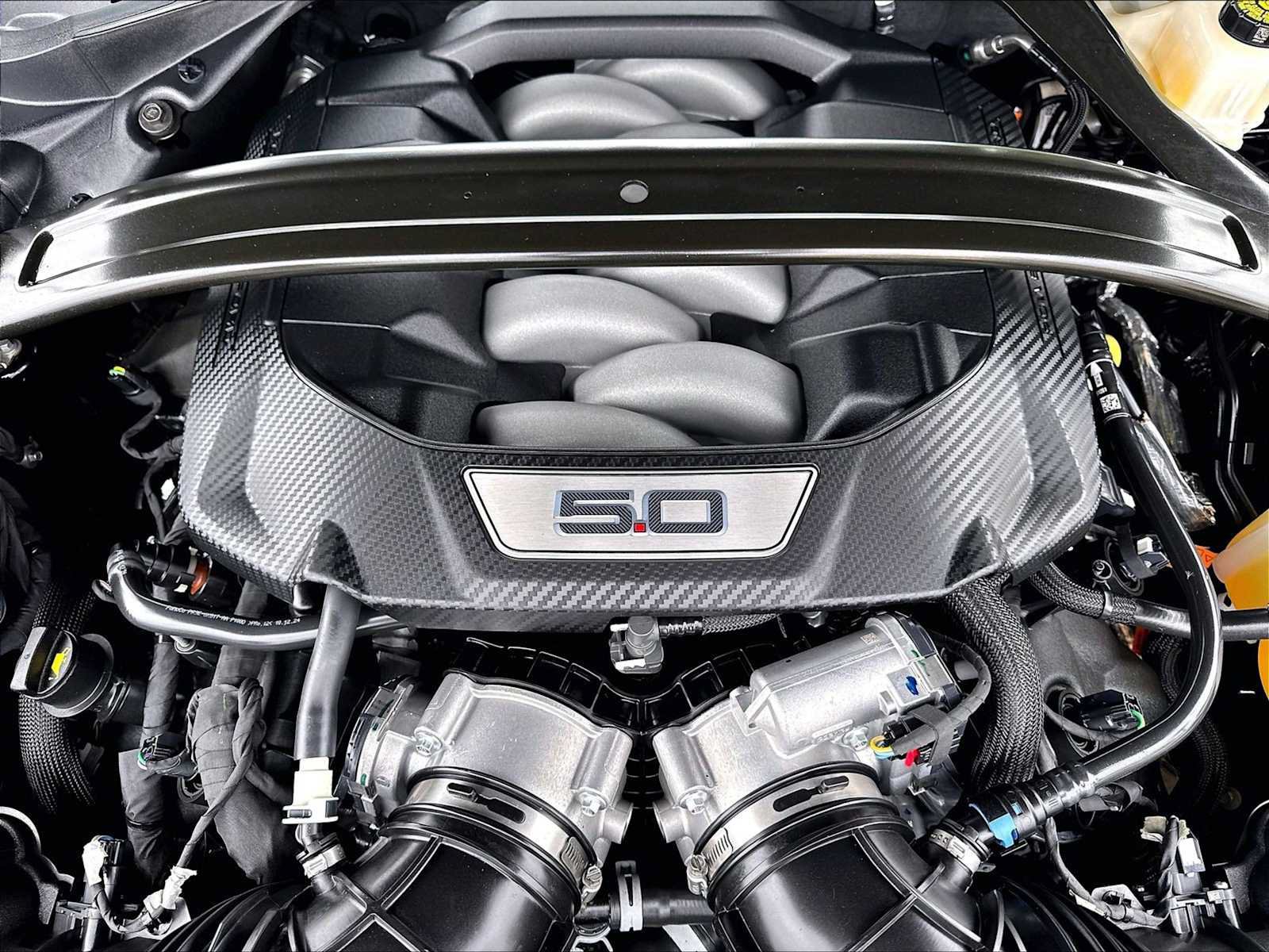 Used 2025 Ford Mustang GT Premium w/ GT Performance Package RWD image 31