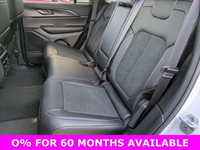 New 2025 Jeep Grand Cherokee Altitude image 26