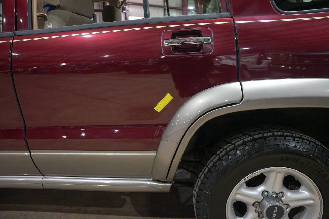 Used 2001 Isuzu Trooper 4WD 4-Door image 35