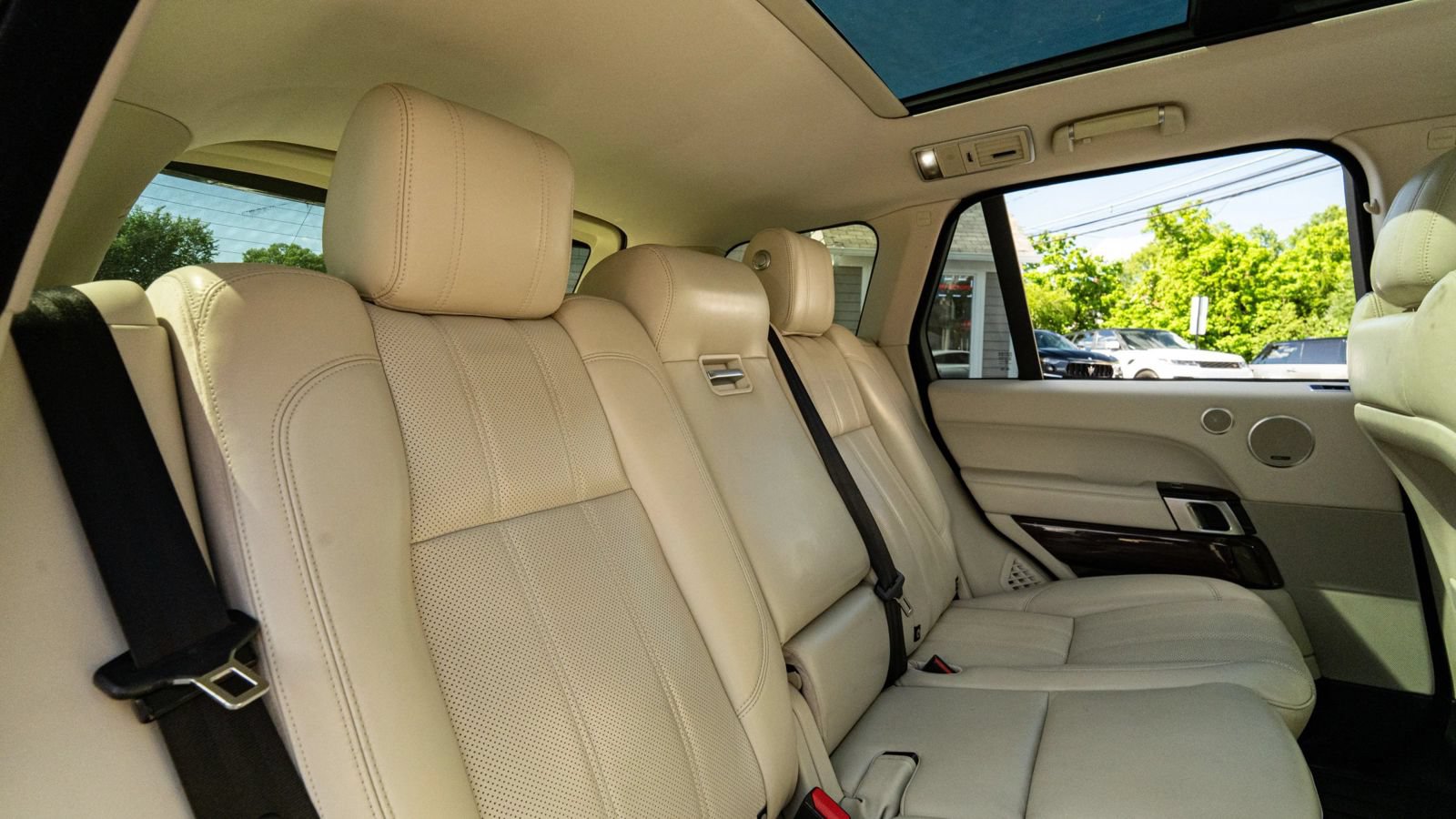 Used 2014 Land Rover Range Rover Supercharged AWD/4WD image 15