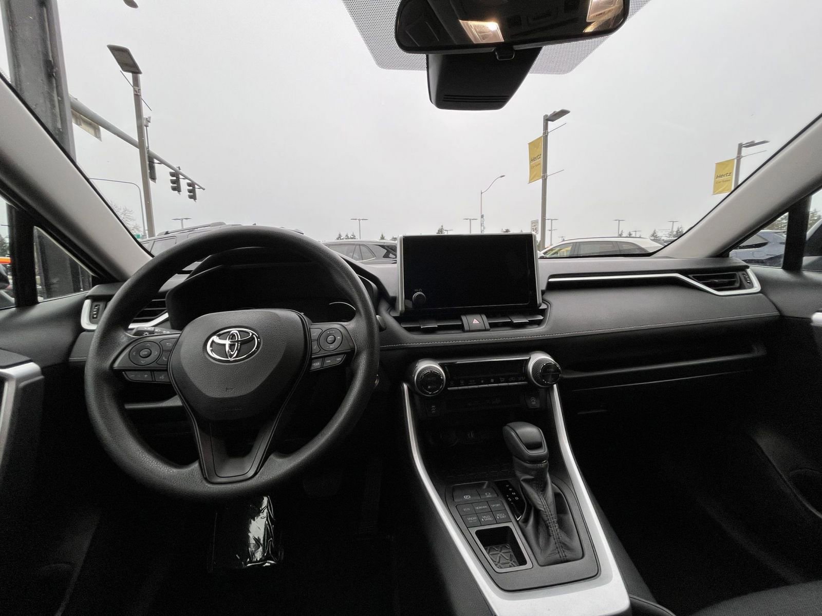 Used 2025 Toyota RAV4 XLE image 35