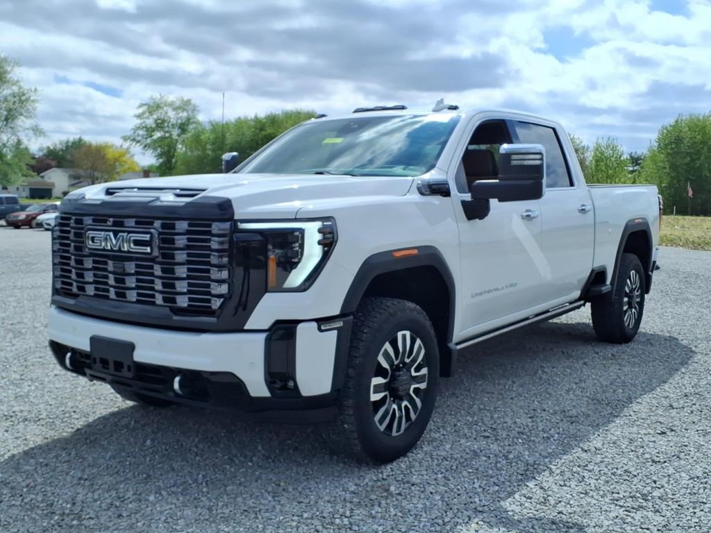 Used 2025 GMC Sierra 3500 Denali Ultimate AWD/4WD image 15