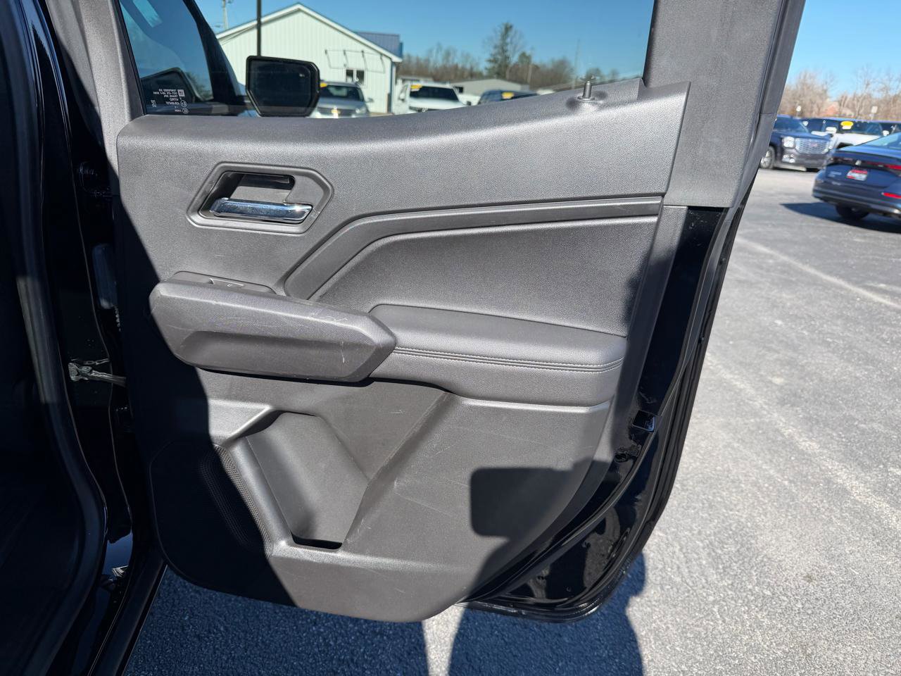 Used 2023 Chevrolet Colorado LT w/ LT Convenience Package image 18