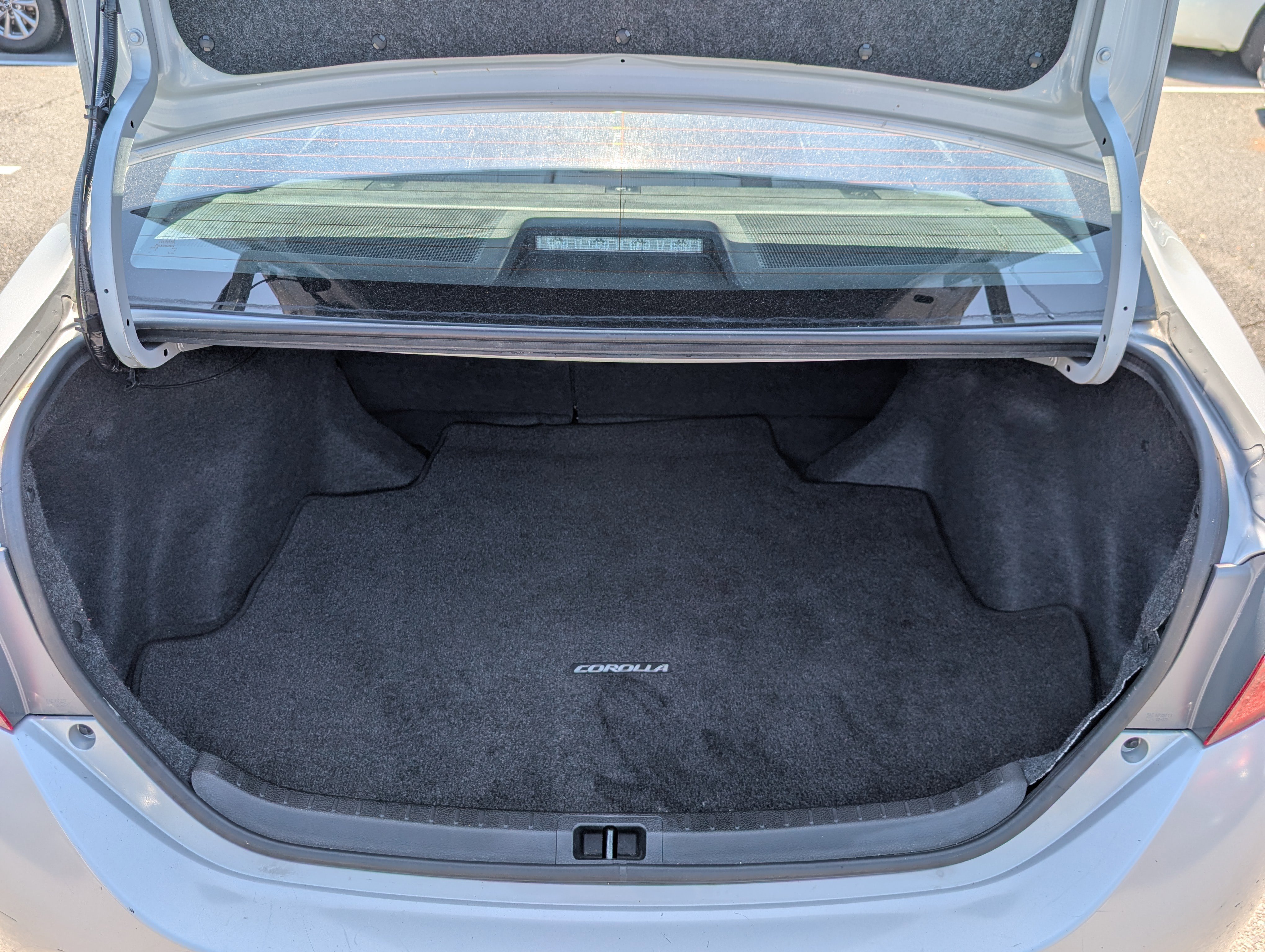 Used 2014 Toyota Corolla L FWD image 8