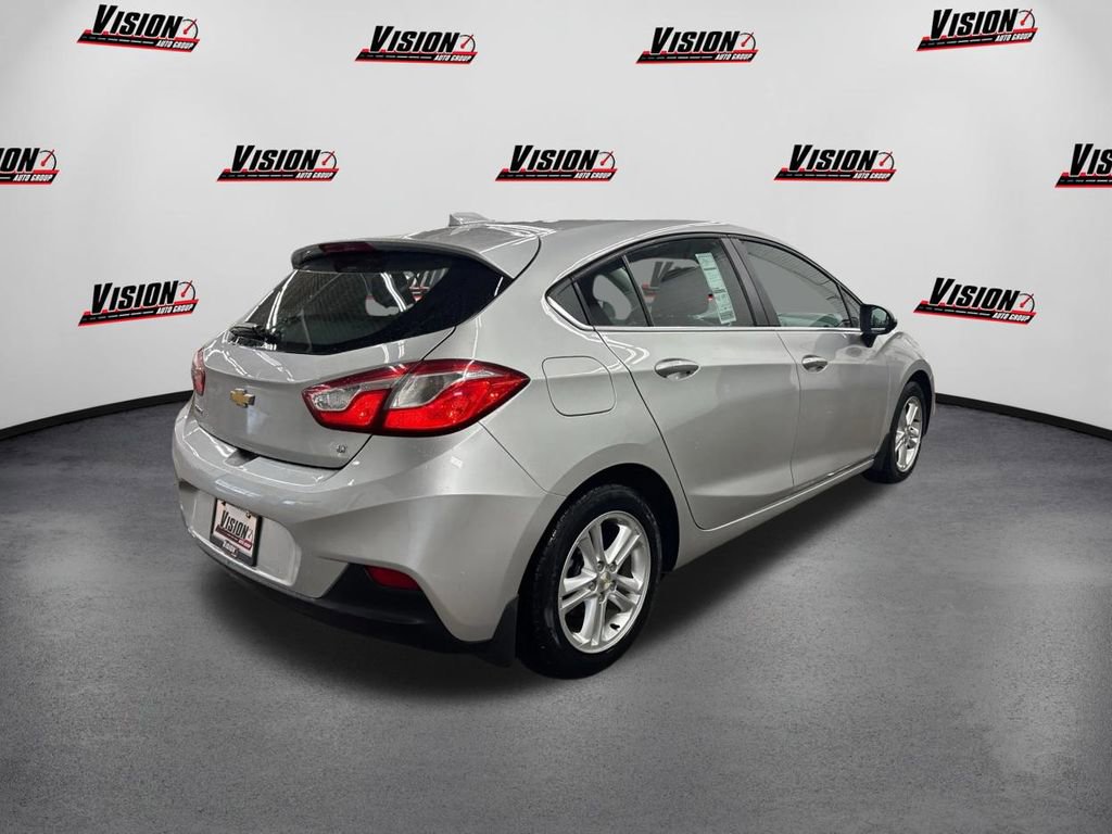 Used 2017 Chevrolet Cruze LT w/ Convenience Package image 5