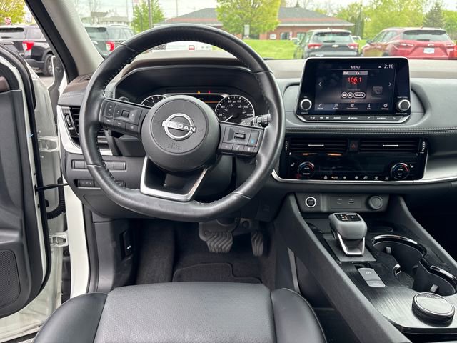 Used 2023 Nissan Rogue SV w/ SV Premium Package AWD/4WD image 13