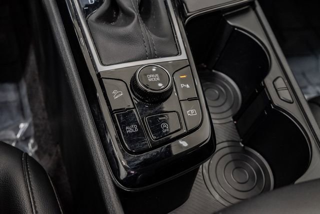 Used 2025 Kia Sportage EX image 22