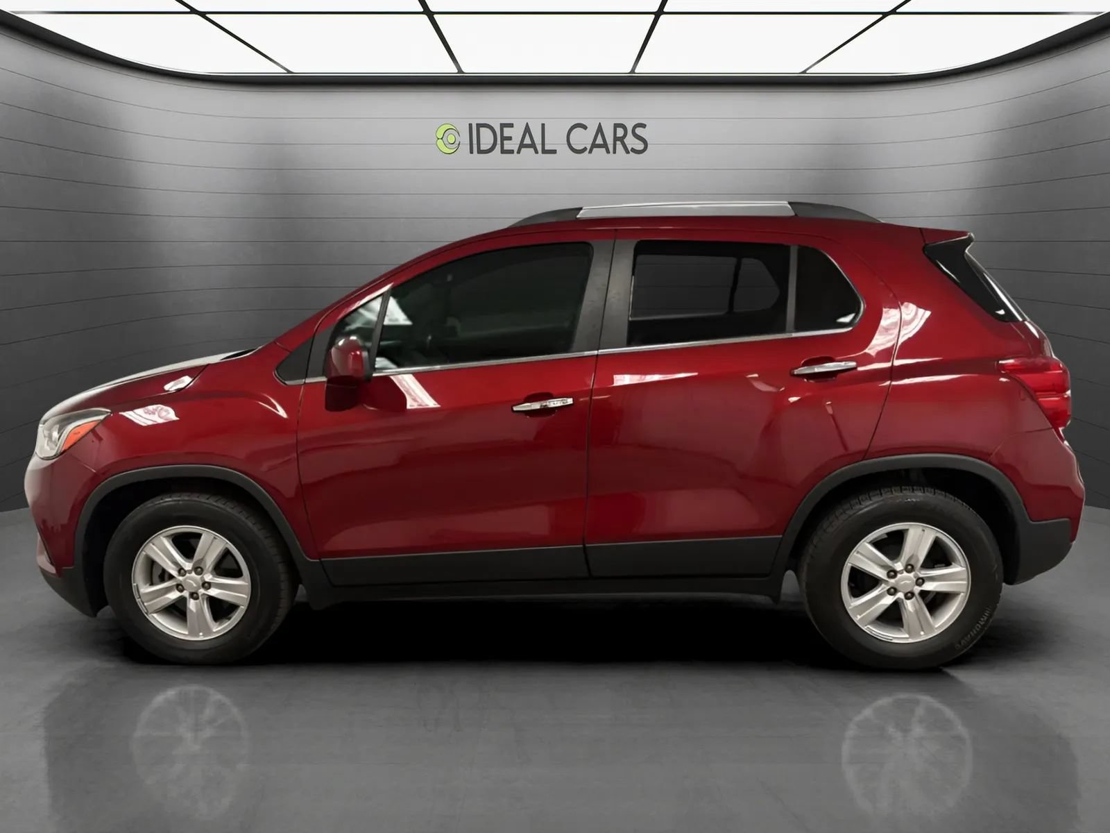 Used 2020 Chevrolet Trax LT w/ Driver Confidence Package FWD image 8