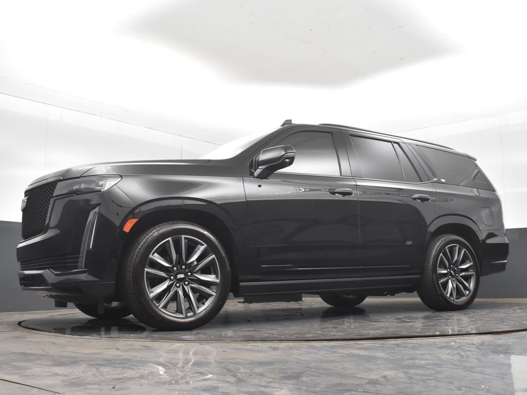 Used 2023 Cadillac Escalade Sport Platinum w/ Heavy-Duty Trailer Package AWD/4WD image 23