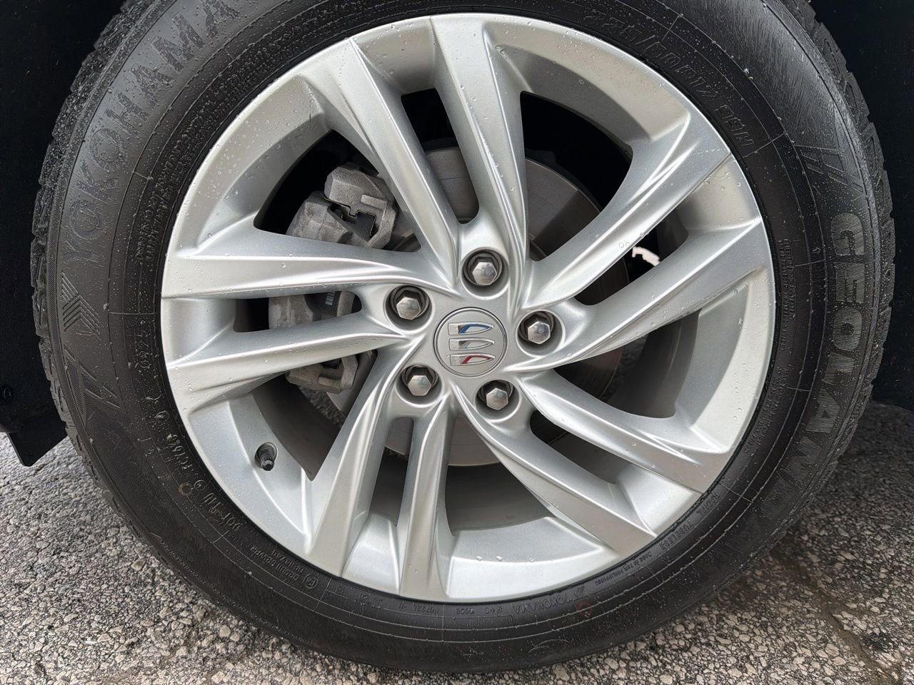 Used 2024 Buick Envista Preferred image 10