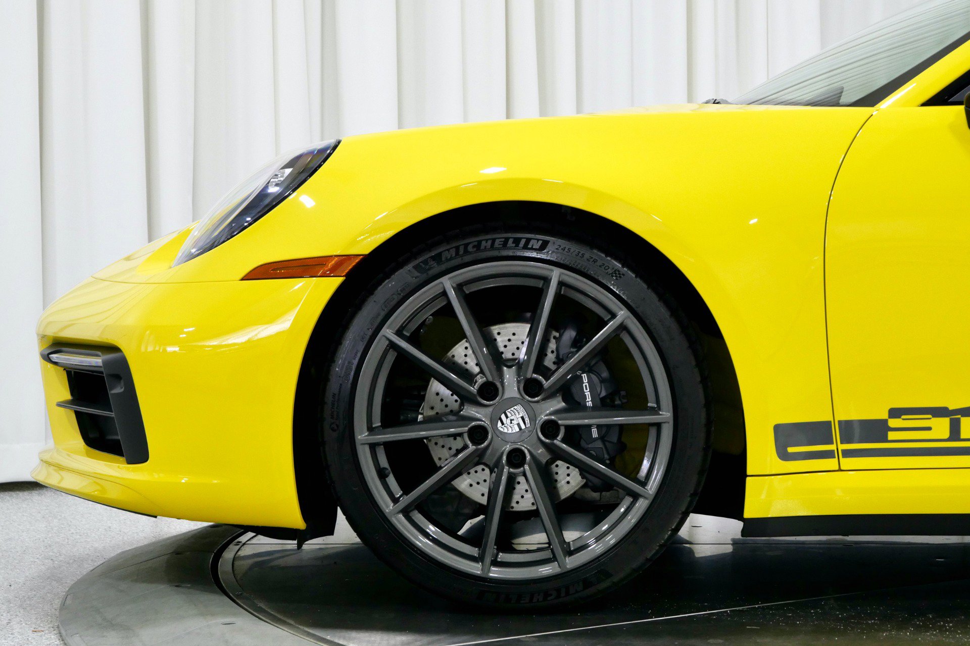 Used 2023 Porsche 911 Carrera T RWD image 10