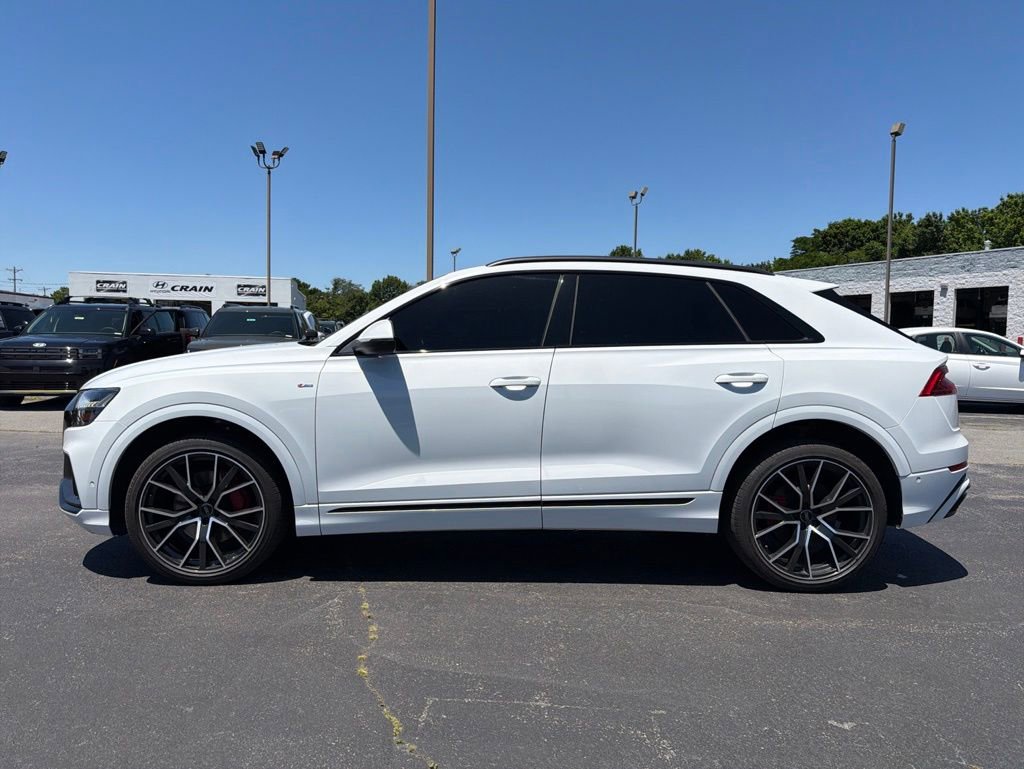 Used 2020 Audi Q8 Prestige w/ Prestige Package AWD/4WD image 11