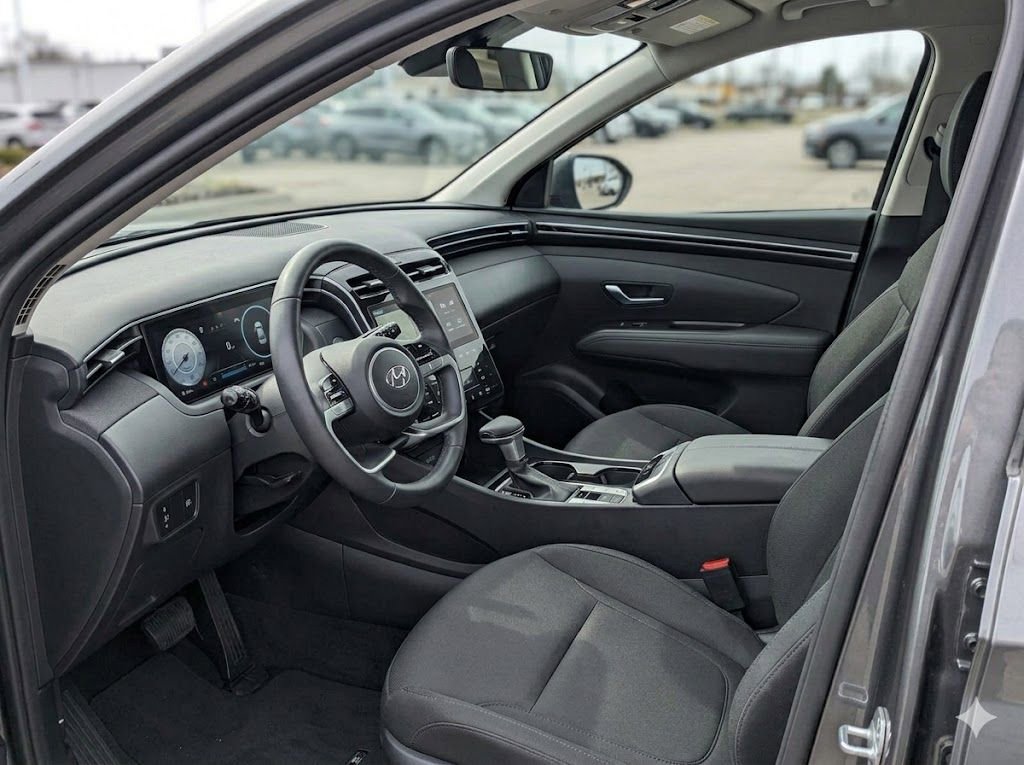 Used 2025 Hyundai Tucson SEL image 3