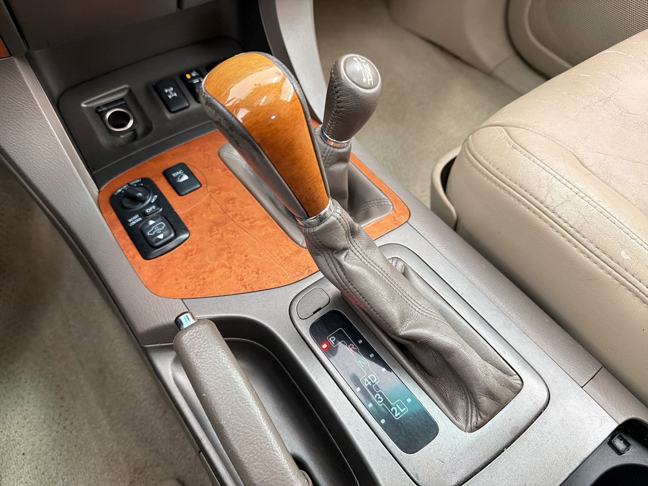 Used 2003 Lexus GX 470 image 16