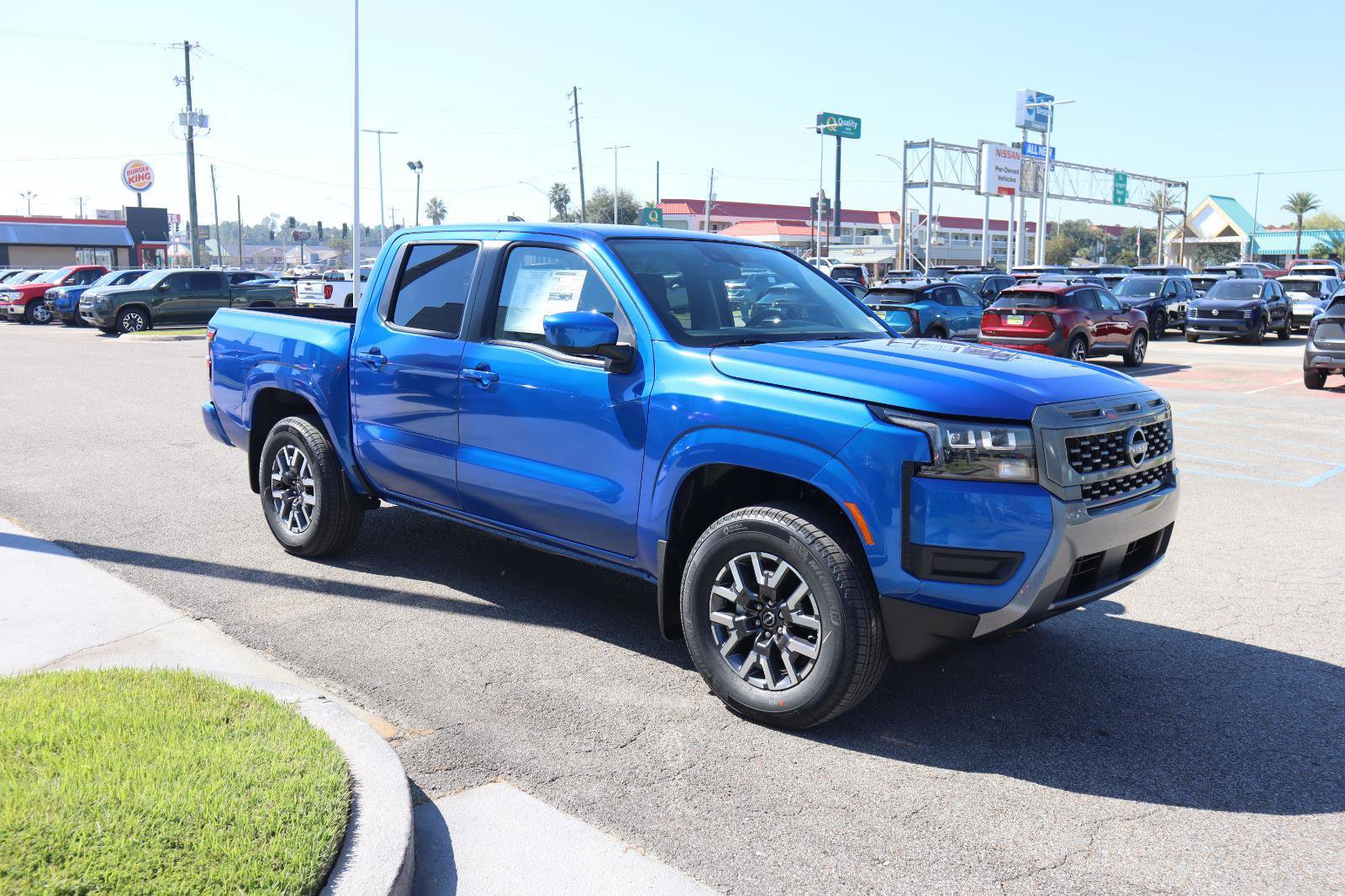 New 2026 Nissan Frontier 4x4 Crew Cab image 15