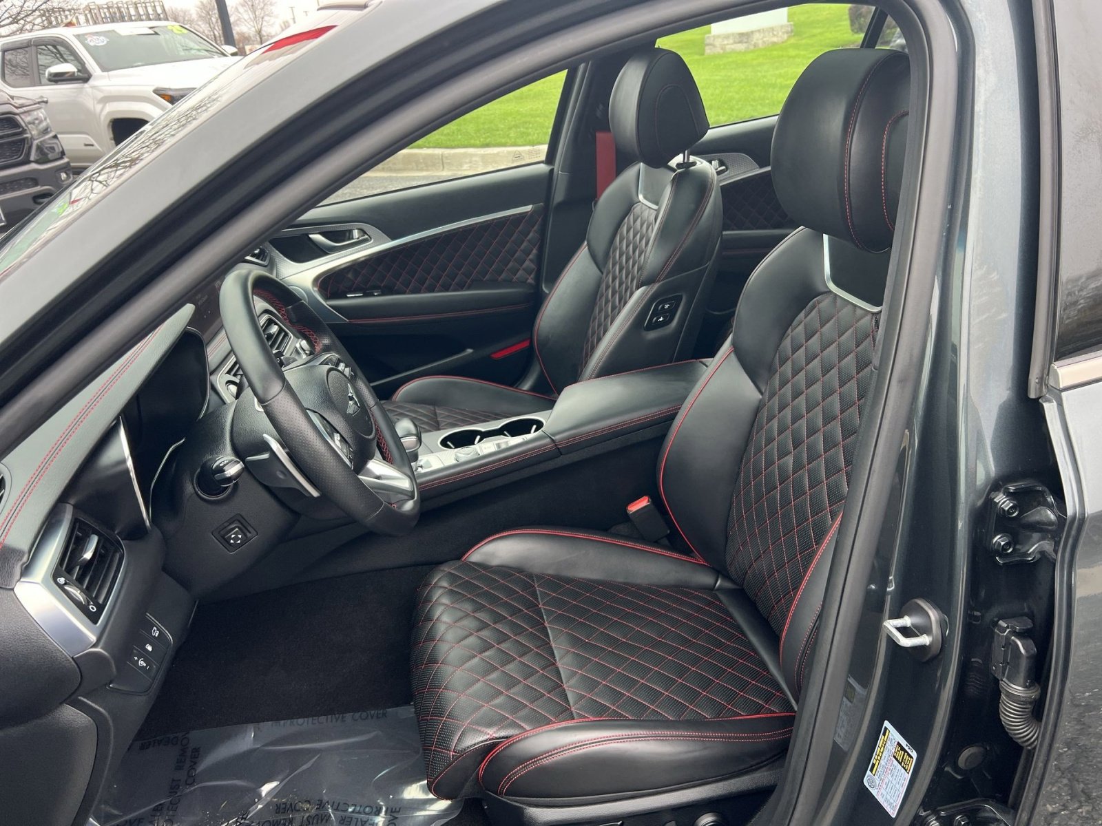 Used 2023 Genesis G70 3.3T w/ Sport Prestige Package image 13