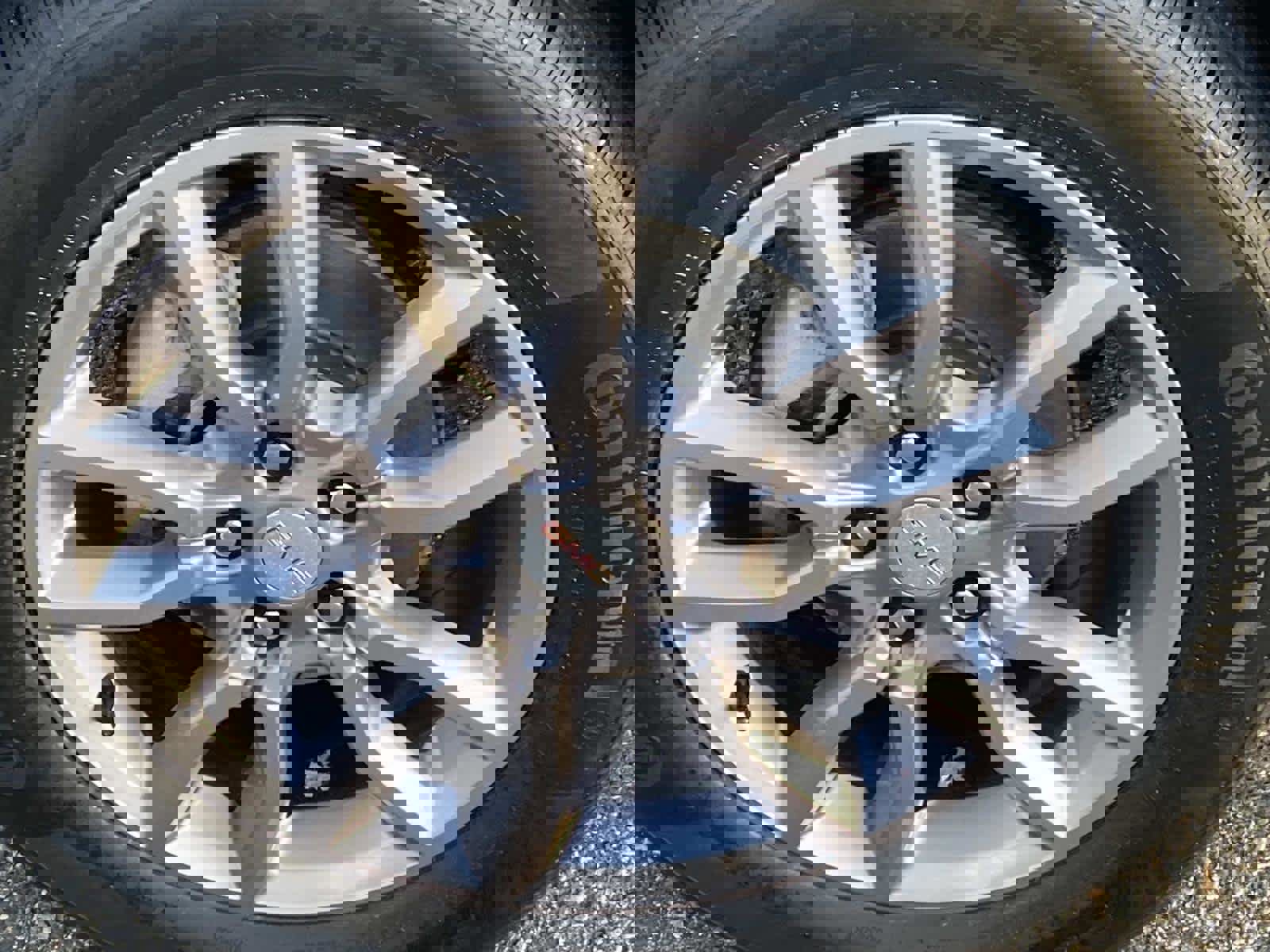 Used 2024 GMC Terrain SLT image 28