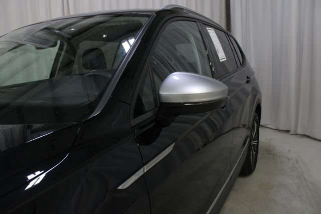 Used 2024 Volkswagen Tiguan Wolfsburg Edition w/ Panoramic Sunroof Package AWD/4WD image 35