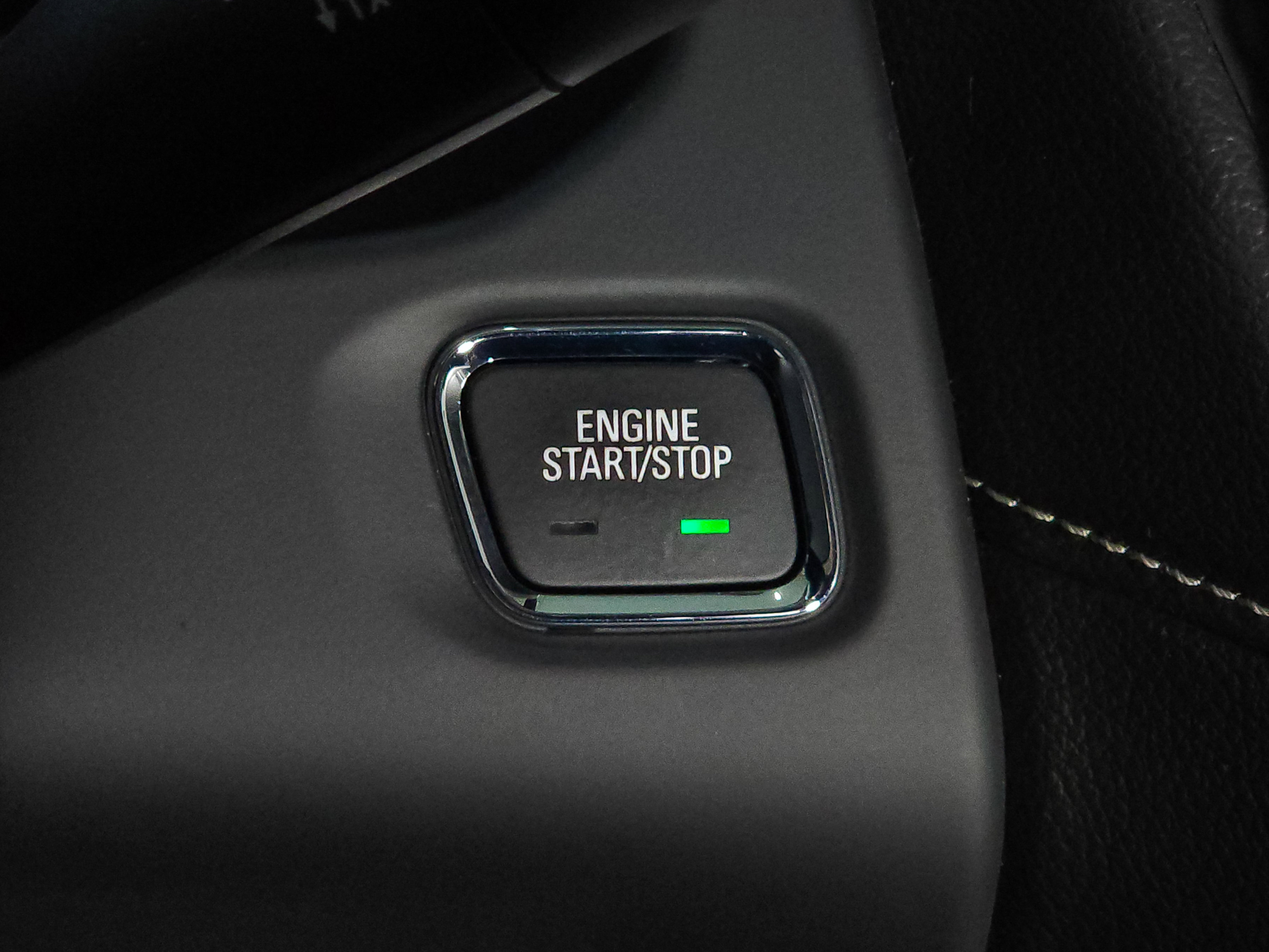 Used 2020 GMC Acadia SLE image 25