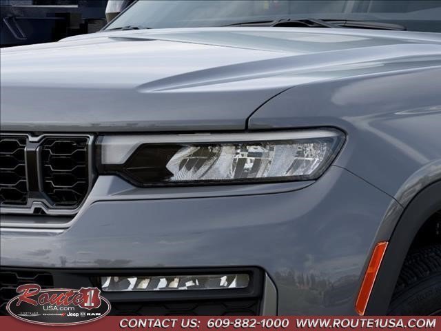 New 2027 Jeep Grand Cherokee Limited AWD/4WD image 11