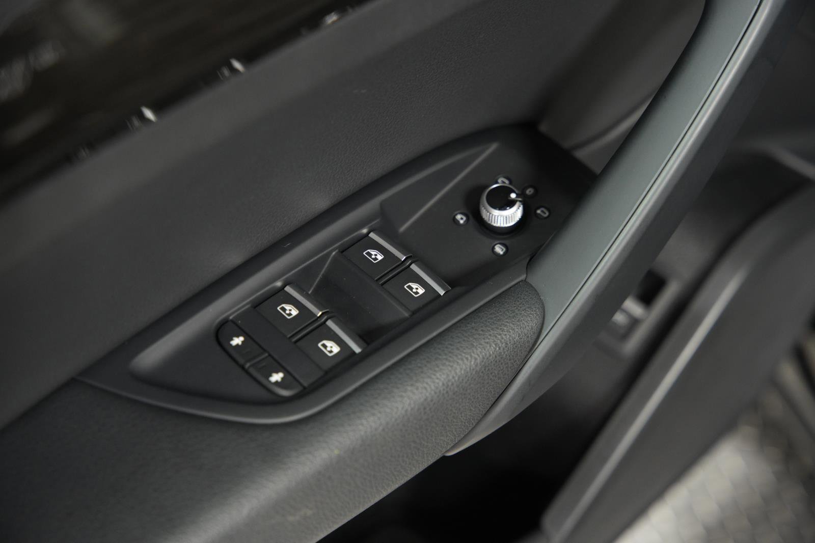 Used 2019 Audi Q5 2.0T Premium w/ Convenience Package image 30