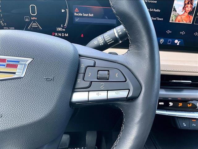 Certified 2024 Cadillac XT4 Luxury w/ Cold Weather Package FWD image 21
