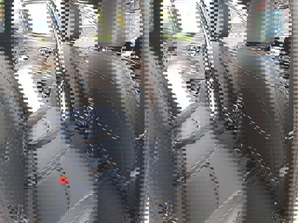 New 2026 Jeep Compass Limited w/ Sun, Sound & Navigation Group image 11