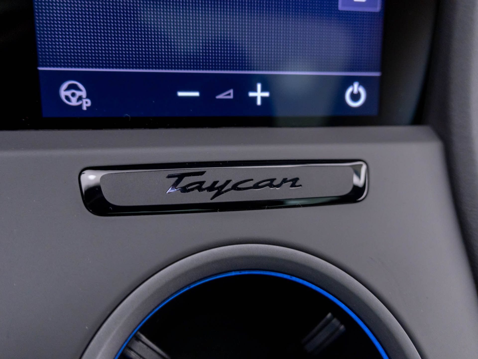New 2026 Porsche Taycan AWD/4WD image 28
