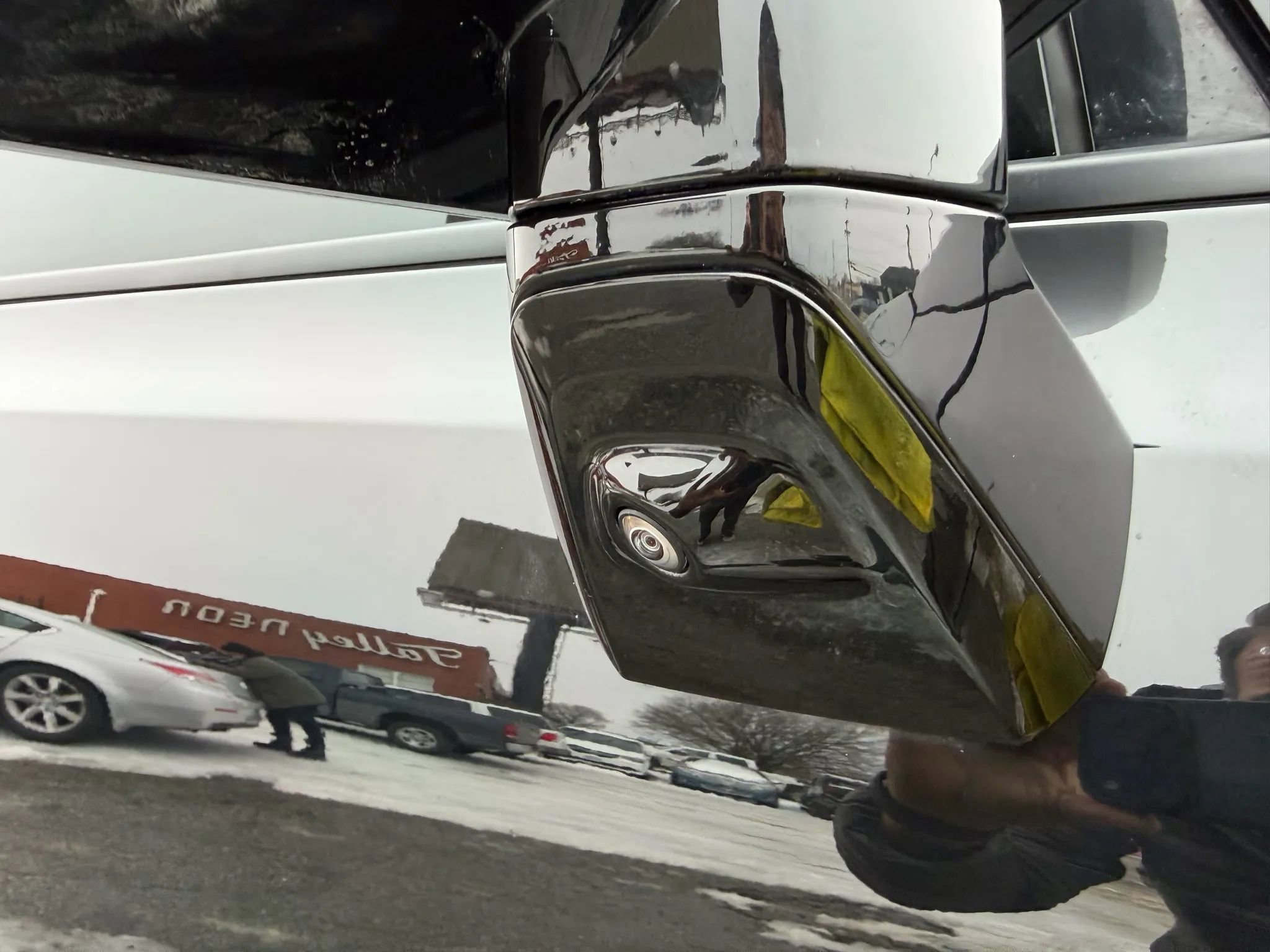 Used 2024 GMC Hummer EV 2X image 9