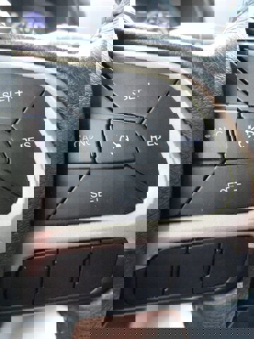 Used 2017 Jeep Renegade Limited image 23