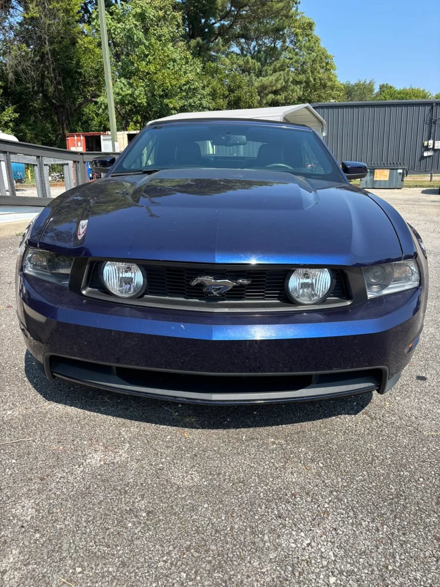 Used 2011 Ford Mustang GT Premium w/ Electronics Pkg RWD image 8