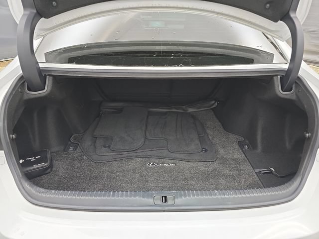 Used 2020 Lexus RC 350 F Sport w/ Accessory Package RWD image 16